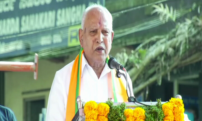 ಮುರುಘಾಶ್ರೀ ಕ್ಷಮಿಸಲಾಗದ ಅಕ್ಷಮ್ಯ ಅಪರಾಧ ಮಾಡಿದ್ದಾರೆ, ತಕ್ಕ ಶಿಕ್ಷೆಯಾಗಲಿ- ಮೌನ ಮುರಿದ BSY ಮುರುಘಾಶ್ರೀ ಕ್ಷಮಿಸಲಾಗದ ಅಕ್ಷಮ್ಯ ಅಪರಾಧ ಮಾಡಿದ್ದಾರೆ, ತಕ್ಕ ಶಿಕ್ಷೆಯಾಗಲಿ- ಮೌನ ಮುರಿದ BSY
