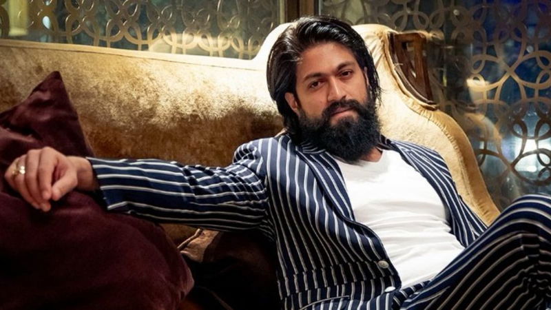 ಕೊನೆಗೂ KGF-3 ರಹಸ್ಯ ಬಿಚ್ಚಿಟ್ಟ ರಾಕಿಂಗ್ ಸ್ಟಾರ್ ಯಶ್ ಕೊನೆಗೂ KGF-3 ರಹಸ್ಯ ಬಿಚ್ಚಿಟ್ಟ ರಾಕಿಂಗ್ ಸ್ಟಾರ್ ಯಶ್