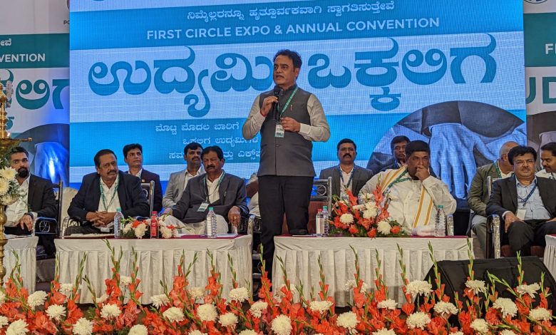 ಒಕ್ಕಲು ಮಕ್ಕಳು ಒಕ್ಕಲುತನ ಮೀರಿ ಉದ್ಯಮಿಗಳಾಗಲು ಶ್ರಮಿಸಬೇಕು - ಸಿ.ಎನ್.ಅಶ್ವಥ್ ನಾರಾಯಣ ಕರೆ ಒಕ್ಕಲು ಮಕ್ಕಳು ಒಕ್ಕಲುತನ ಮೀರಿ ಉದ್ಯಮಿಗಳಾಗಲು ಶ್ರಮಿಸಬೇಕು - ಸಿ.ಎನ್.ಅಶ್ವಥ್ ನಾರಾಯಣ ಕರೆ