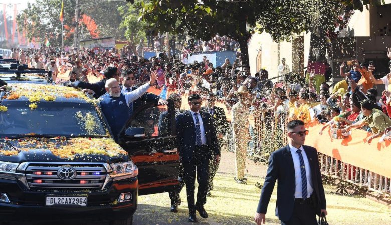 narendra modi hubballi roadshow 6